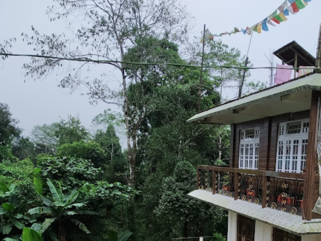 Humro Home Tinchuley Zampala Homestay